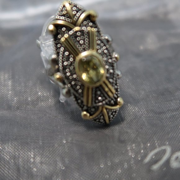 Mixed Metal Statement Ring - Picture 4 of 4